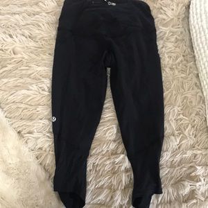 Lululemon Knee Spin Crops